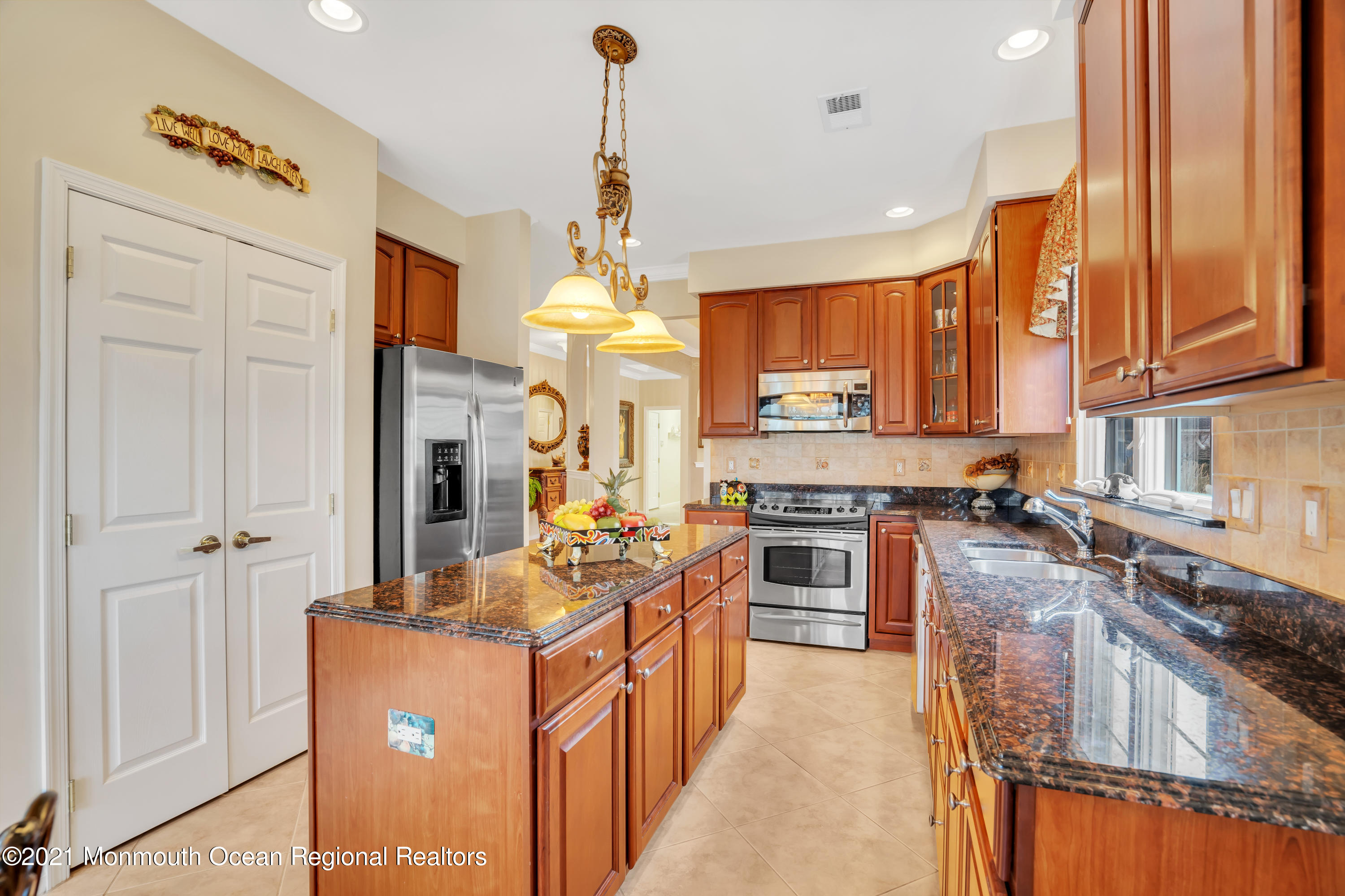 42 Pancoast Road Waretown, NJ 08758 - Photo 22 of 58 4 (18)