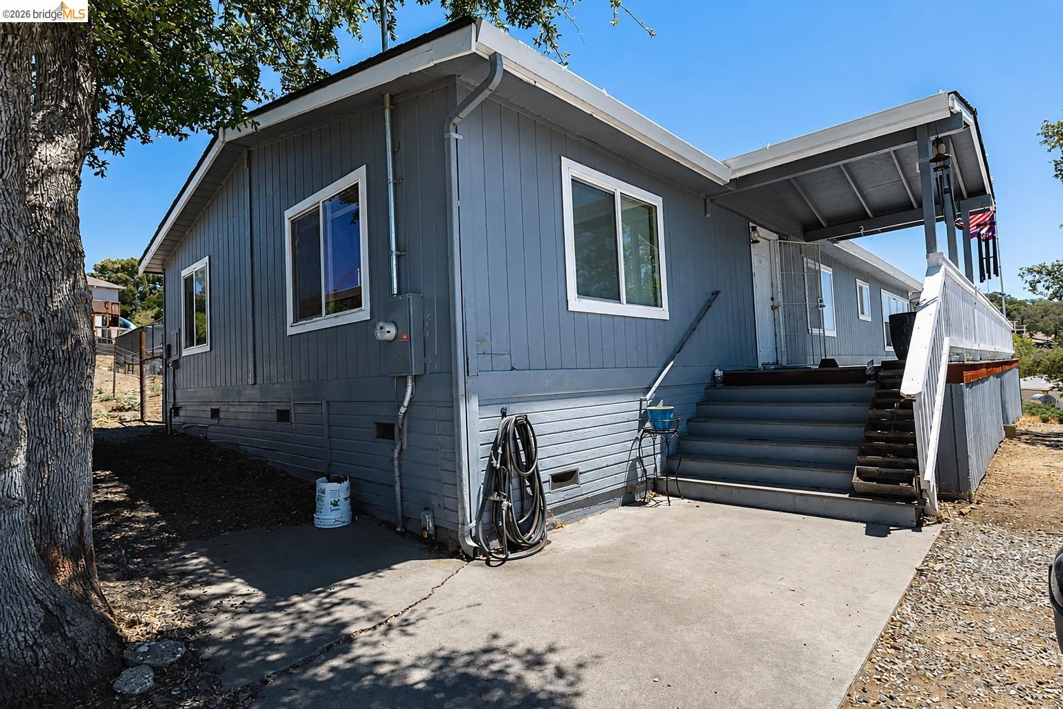 3677 Quail Hill Road Copperopolis, CA 95228 - Photo 3 of 52 Gallery Image 3