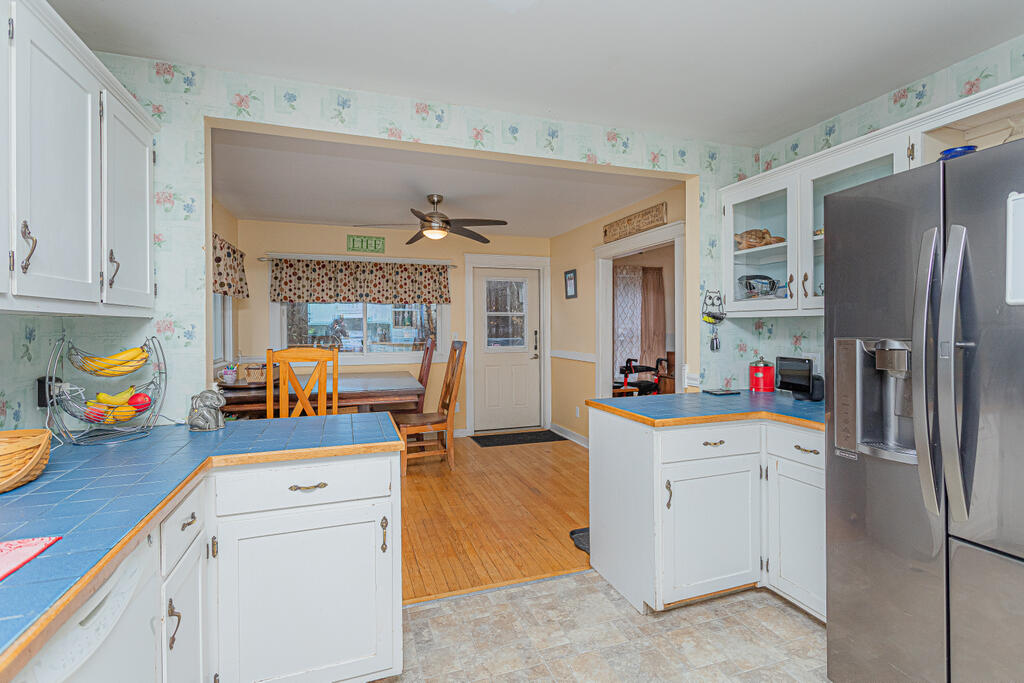 505 New Vineyard Road Farmington, ME 04938 - Photo 5 of 41 photo (27 of 41)