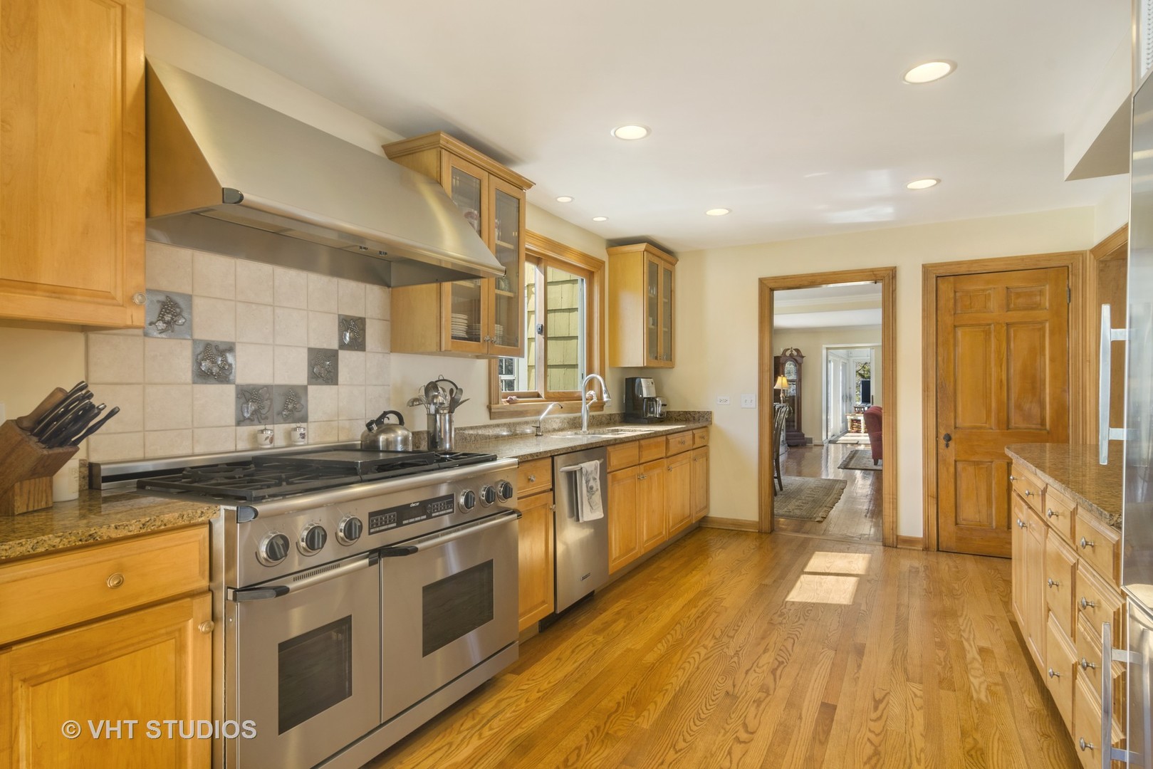350 Cumnock Road Inverness, IL 60067 - Photo 13 of 36