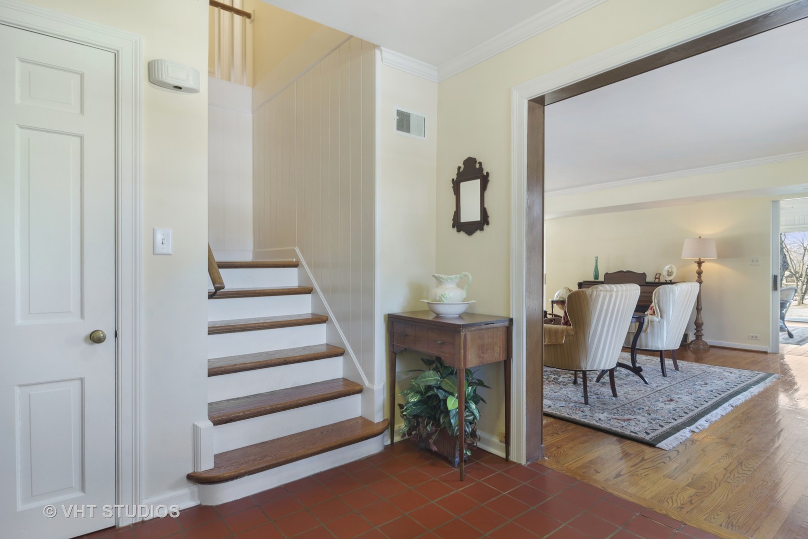 350 Cumnock Road Inverness, IL 60067 - Photo 5 of 36