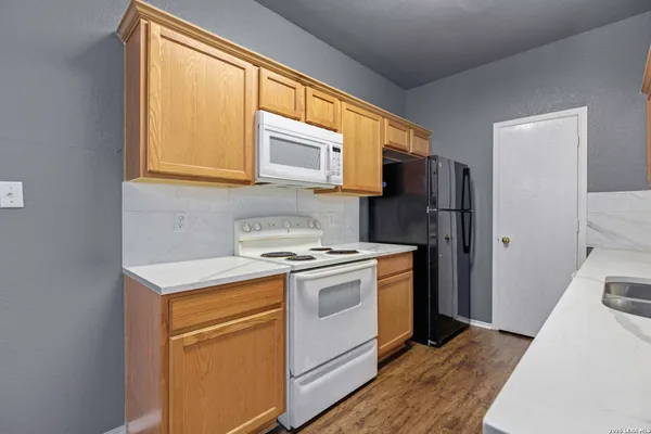 $1,595 | 4145 Copano Bay, San Antonio, TX 78229