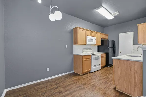 $1,595 | 4145 Copano Bay, San Antonio, TX 78229