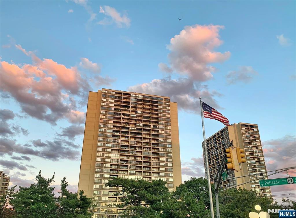 6 Horizon Road, Unit 1108 Fort Lee, NJ 07024 - Photo 30 of 32