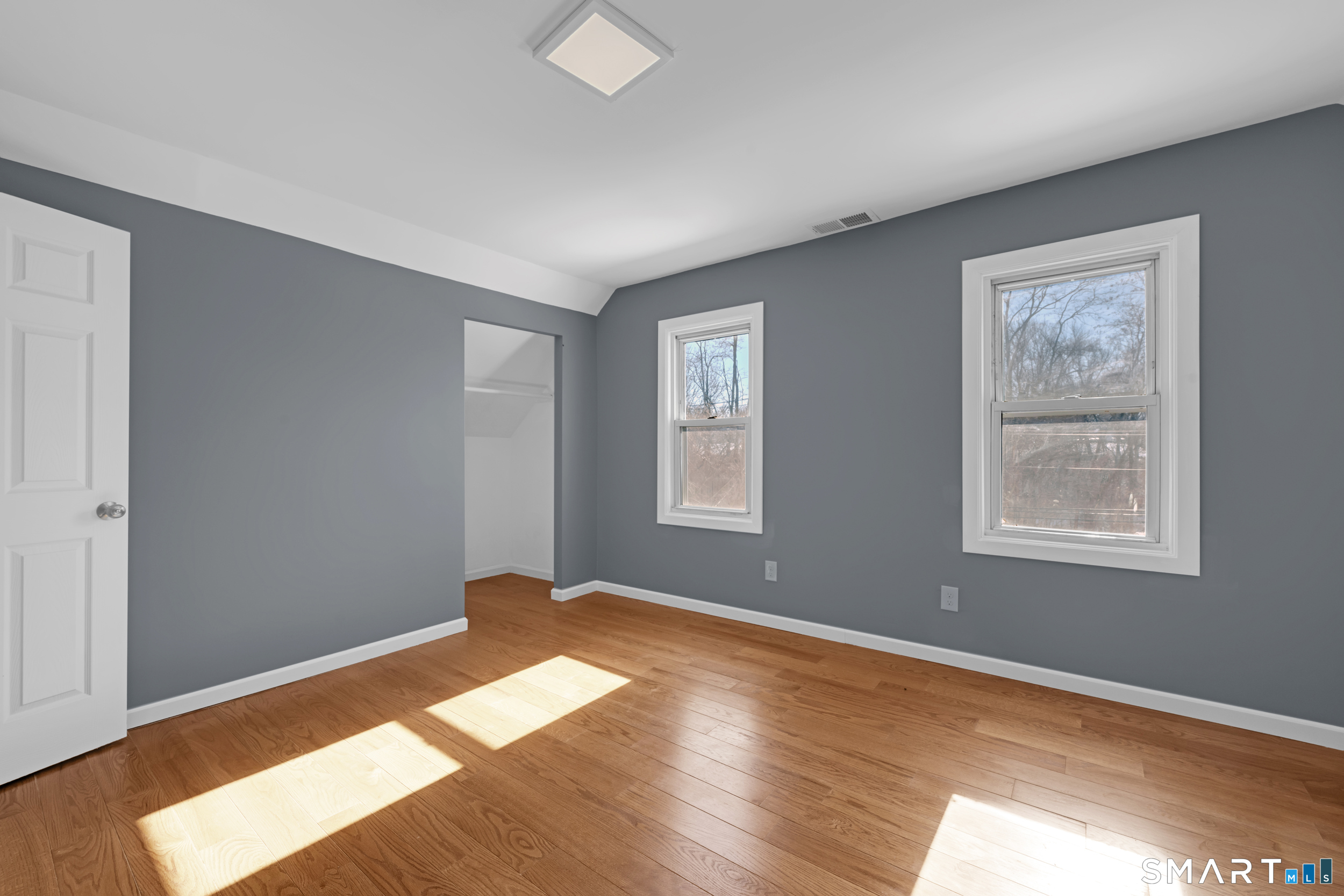 254 Broad Street Norwich, CT 06360 - Photo 18 of 38