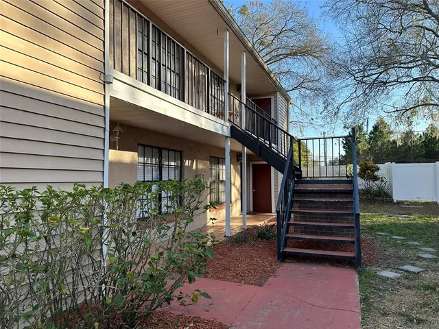 $1,400 | 21038 Voyager Boulevard, Unit 3, Land O' Lakes, FL 34638