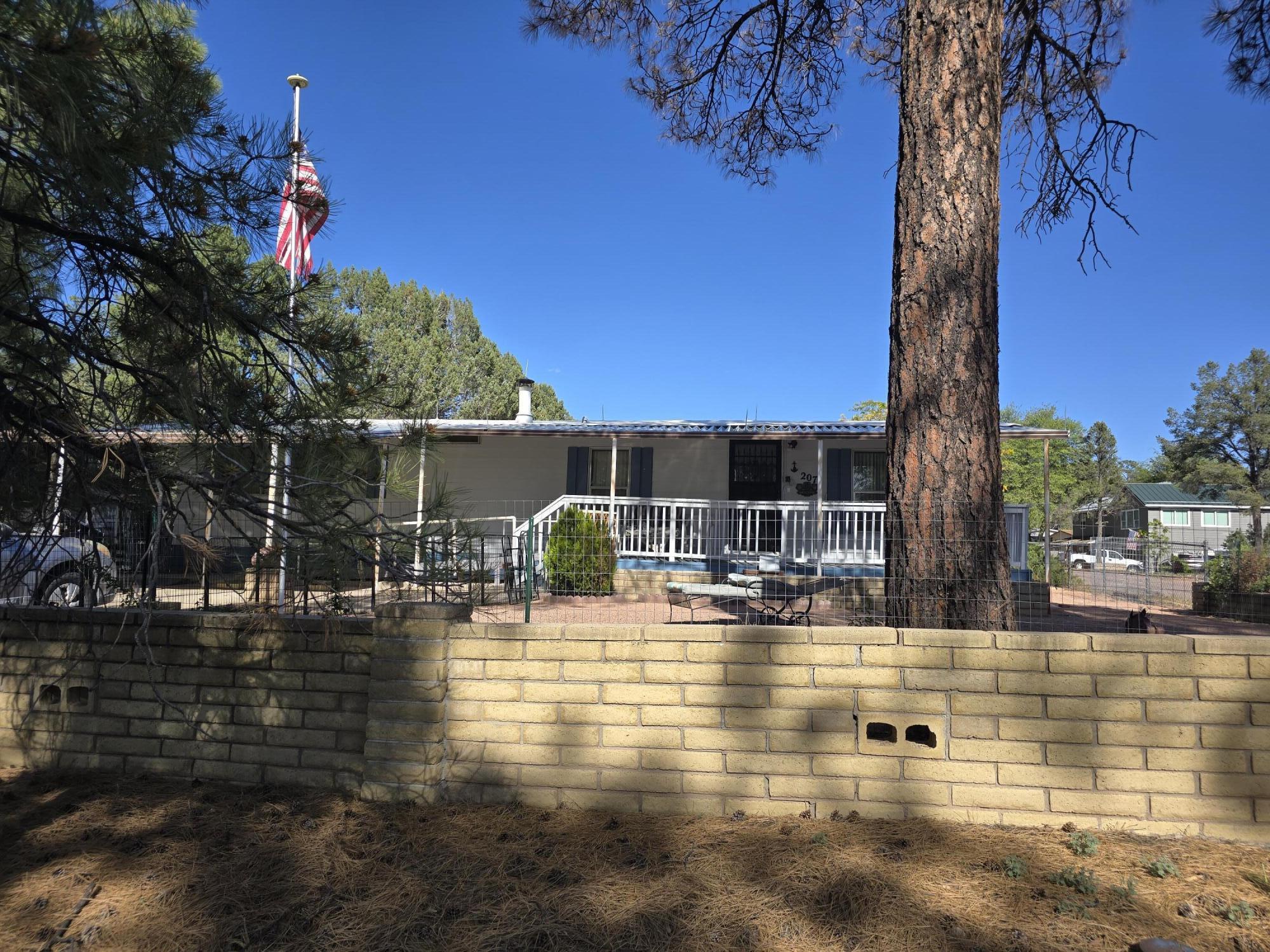 207 North Kodz Road Payson, AZ 85541 - Photo 1 of 27