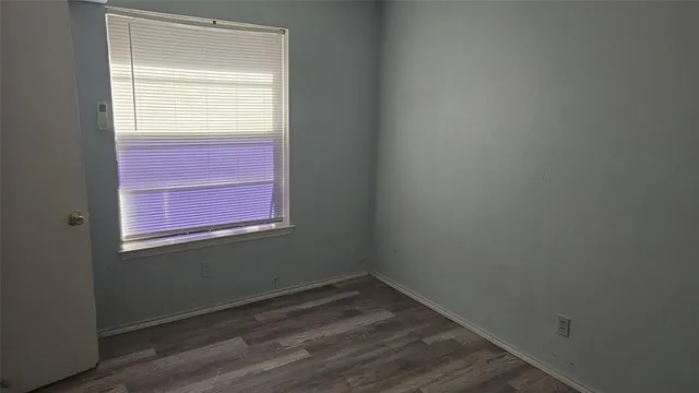 $1,050 | 433 Matt Lane, Arlington, TX 76012