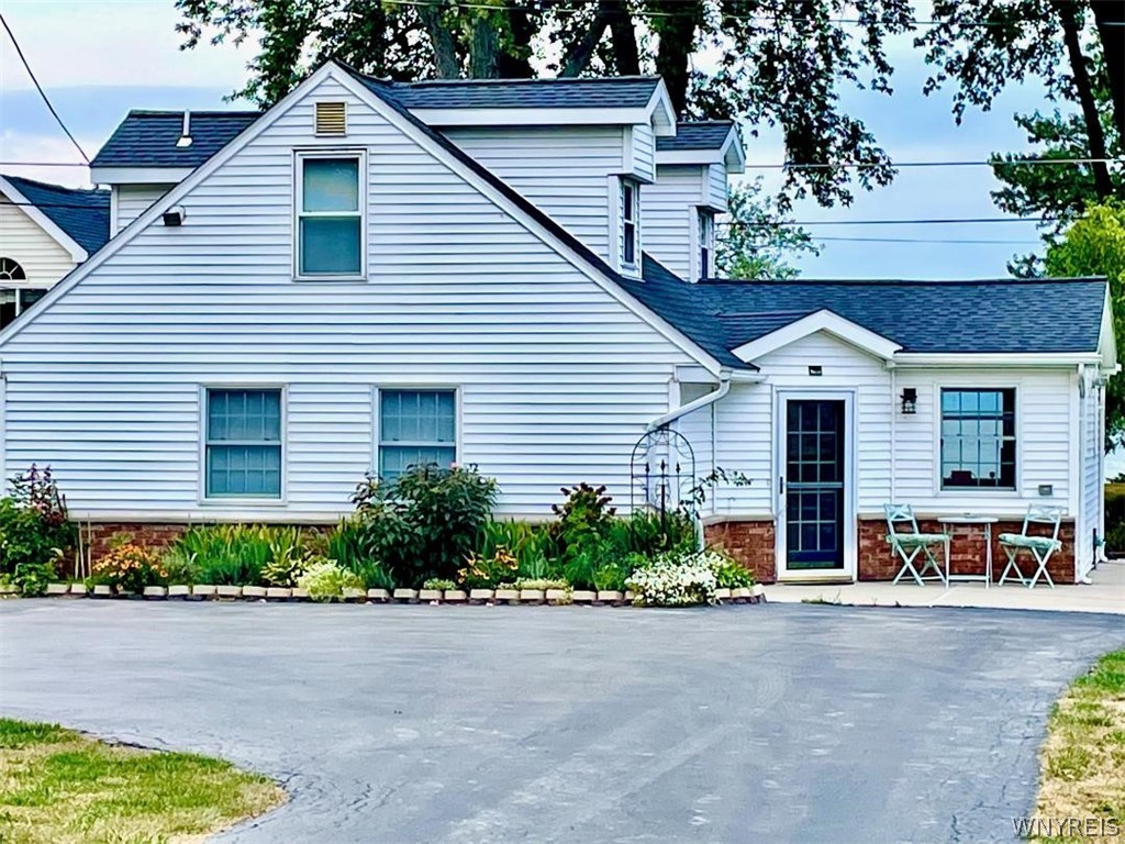 2119 Lake Road Porter, NY 14174 - Photo 1 of 1 Picture Perfect!!