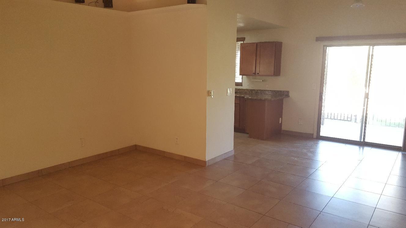 1408 East Utopia Road Phoenix, AZ 85024 - Photo 4 of 26 20171024_124101_resized