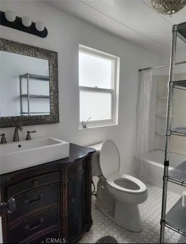 $4,200 | 21851 Newland Street, Unit 127, Huntington Beach, CA 92648