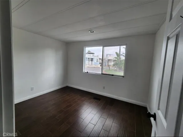 $4,200 | 21851 Newland Street, Unit 127, Huntington Beach, CA 92648