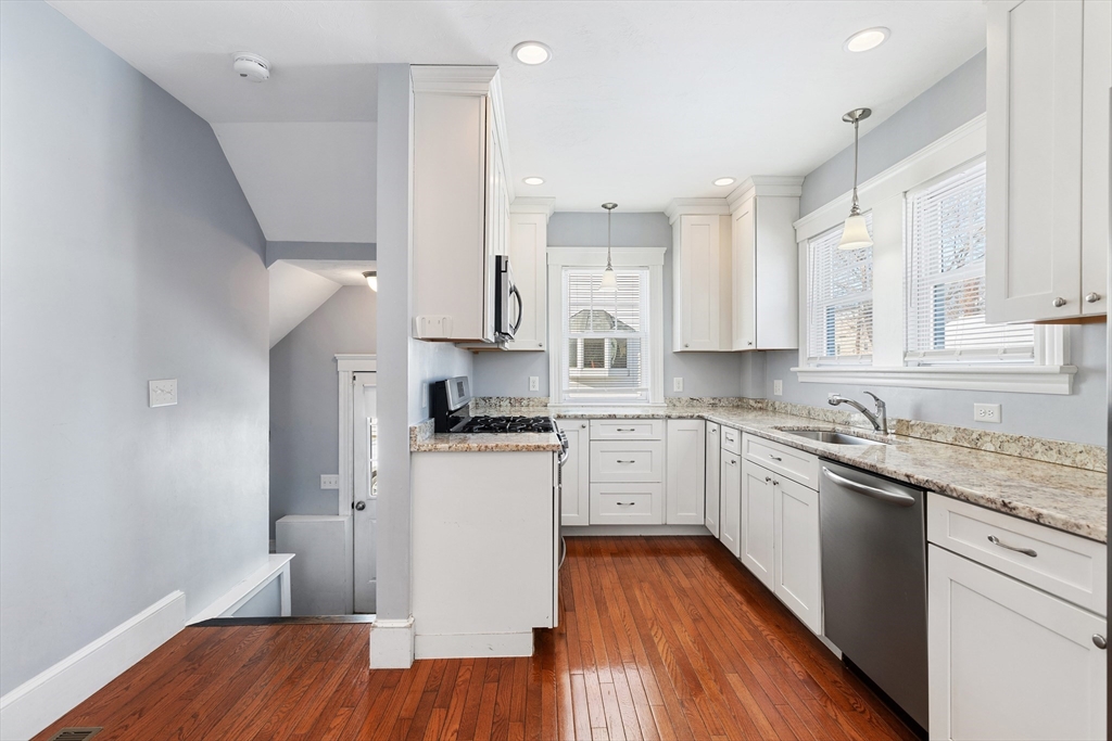 44 Howe Street Milton, MA 02186 - Photo 10 of 39 Gallery Image 10