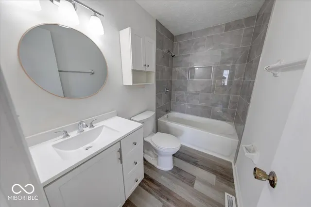 $275,000 | 5135 Brouse Court, Indianapolis, IN 46237