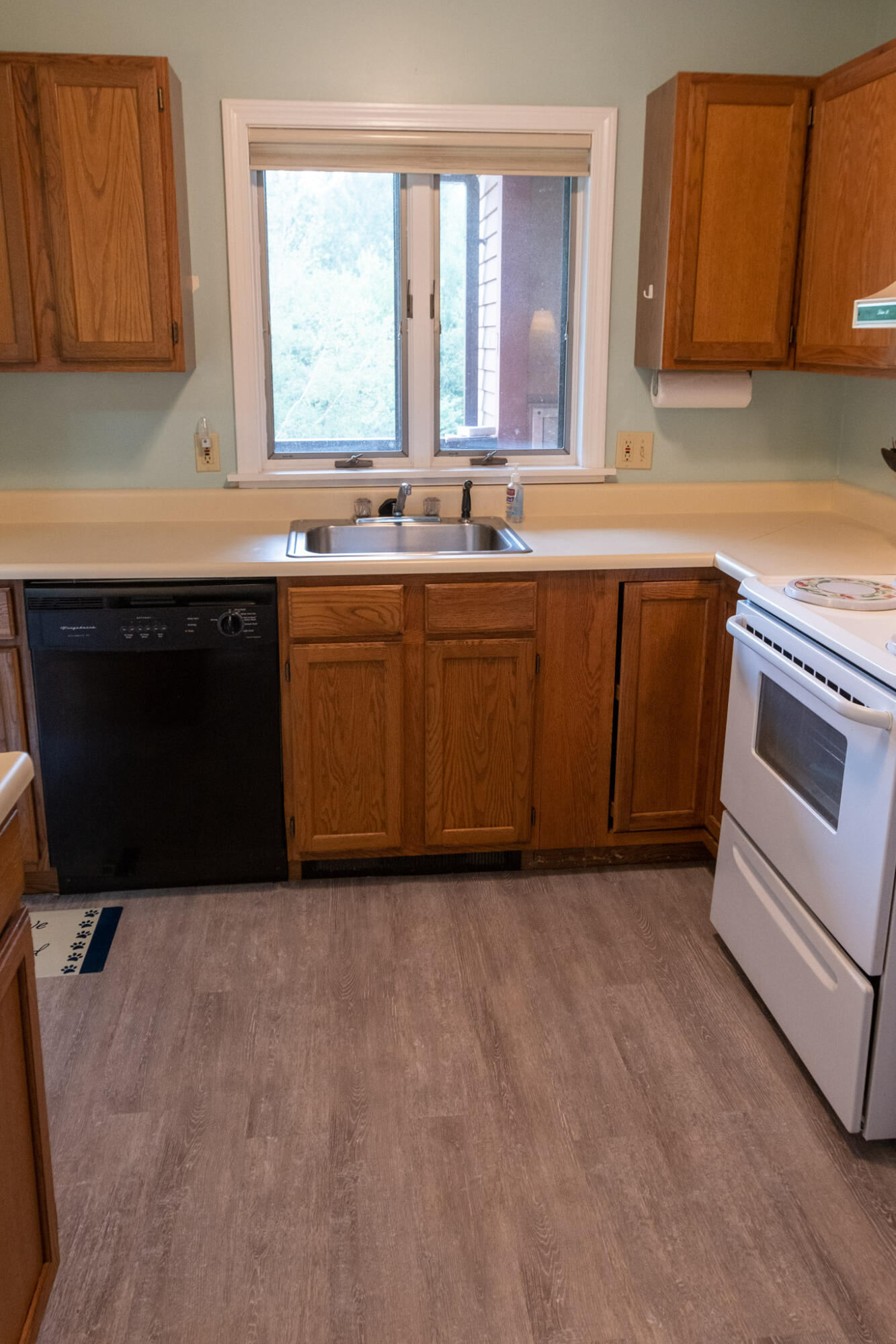 1 Chamberlain Way, Unit 35B Hanover, ME 04237 - Photo 3 of 17 Kitchen
