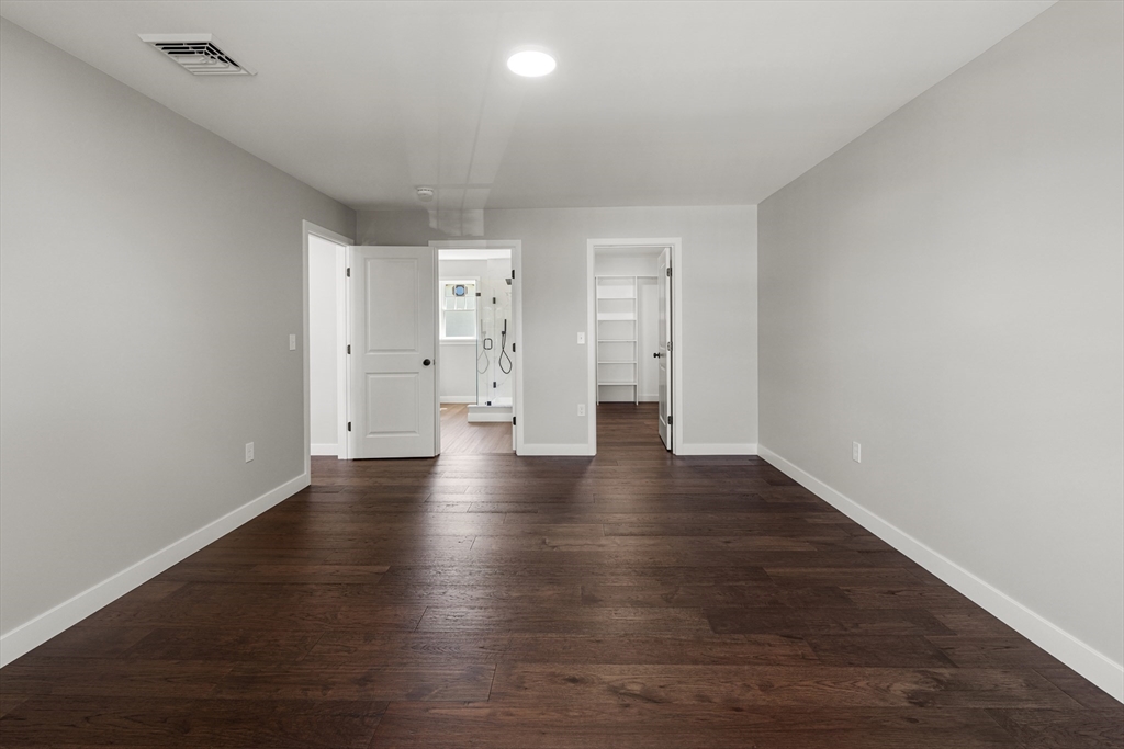961 Wood Street Fall River, MA 02721 - Photo 20 of 32