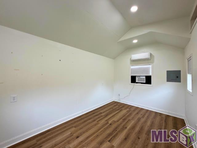 10552 Springtree Avenue Baton Rouge, LA 70810 - Photo 24 of 29 Shed Interior