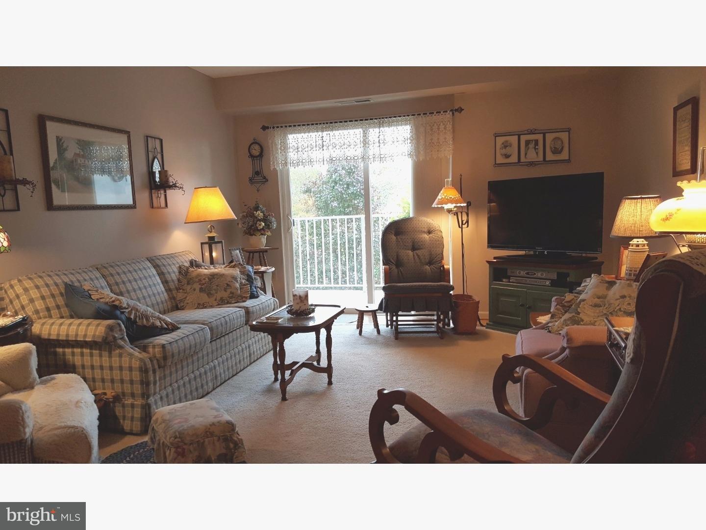 436 Brandon Road Jeffersonville, PA 19403 - Photo 12 of 25 Living Room
