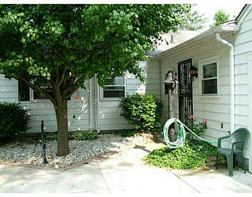 193 South Tecumseh Road Springfield, OH 45506 - Photo 3 of 25