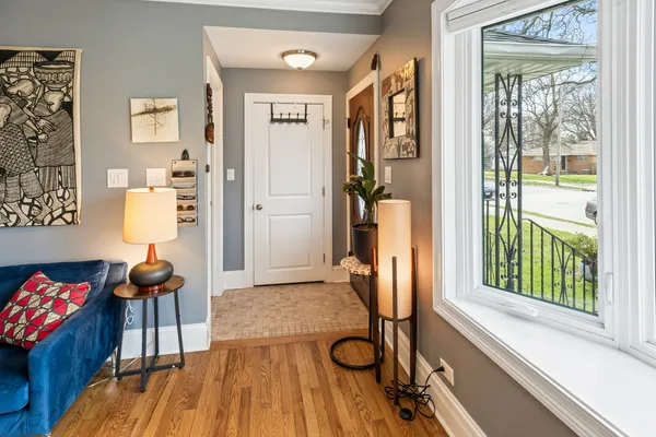 $649,000 | 7833 Niles Center Road, Skokie, IL 60077