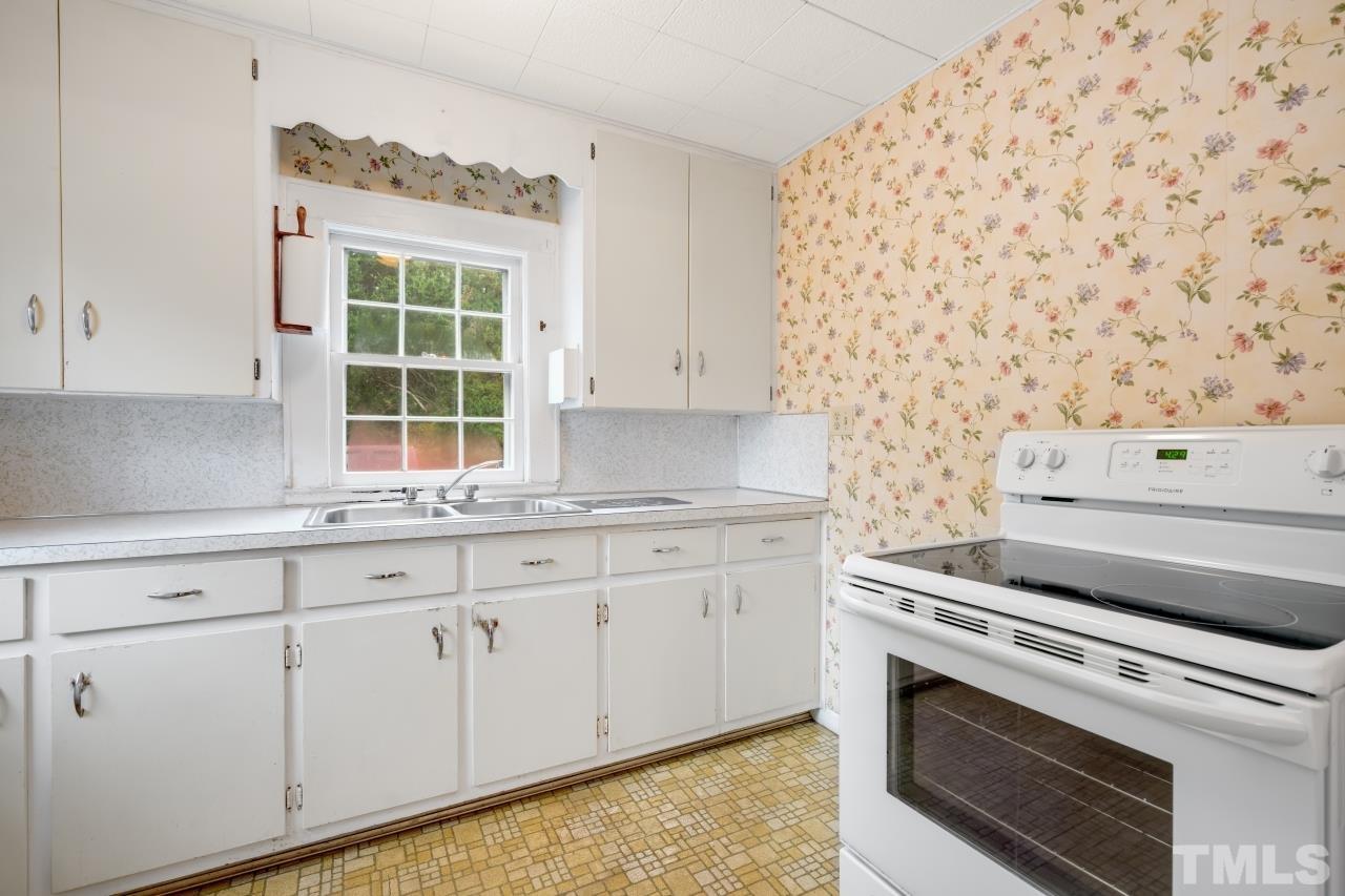 1006 Lynn Road Durham, NC 27703 - Photo 7 of 23 Gallery Image 7