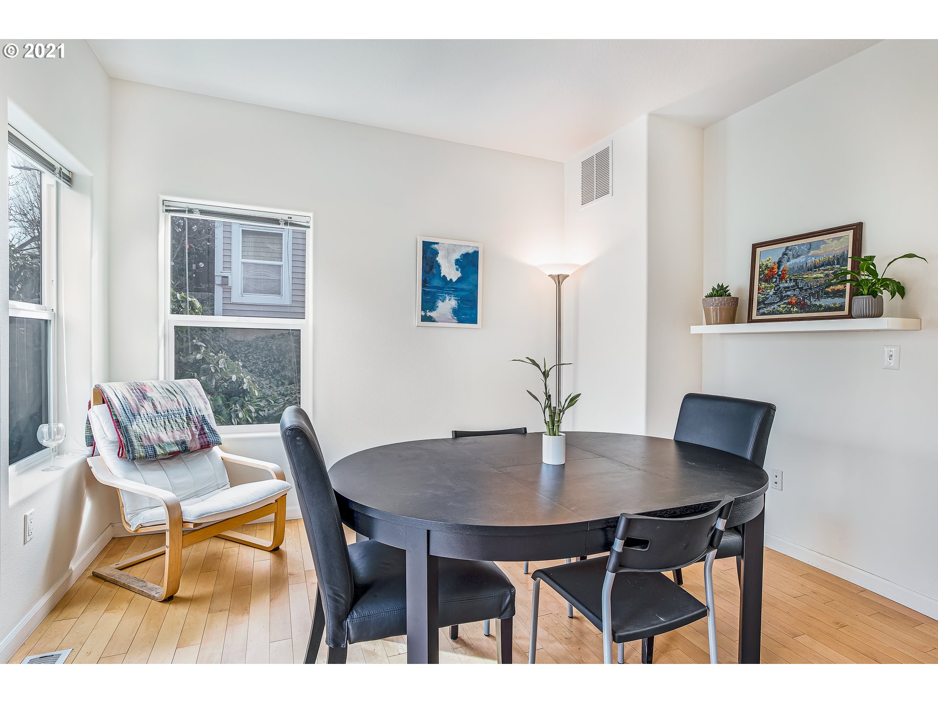 14751 Southwest Beard Road, Unit 104 Beaverton, OR 97007 - Photo 12 of 31 Gallery Image 12