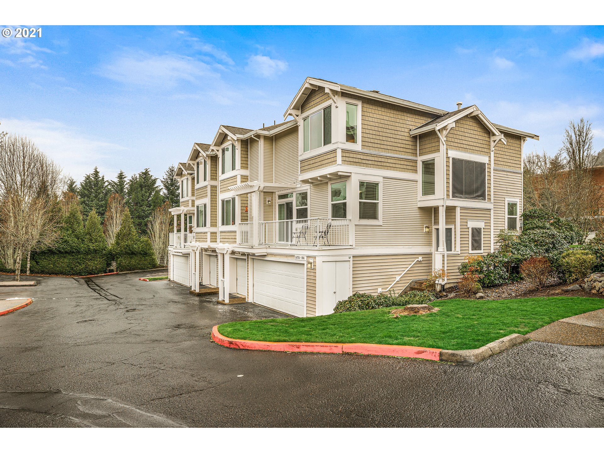14751 Southwest Beard Road, Unit 104 Beaverton, OR 97007 - Photo 3 of 31 Gallery Image 3