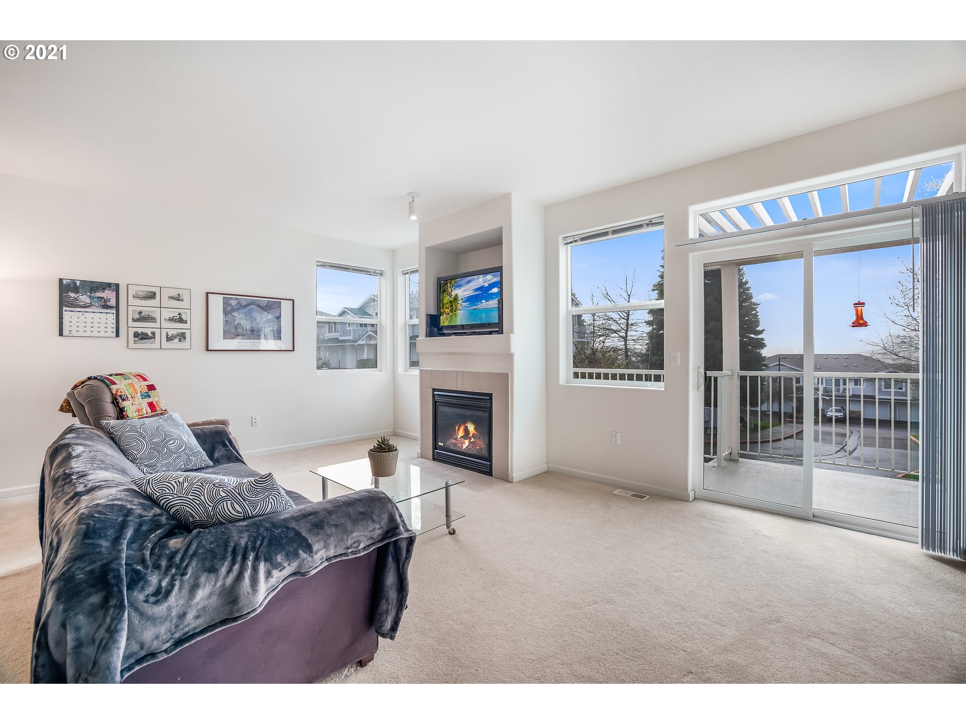 14751 Southwest Beard Road, Unit 104 Beaverton, OR 97007 - Photo 9 of 31 Gallery Image 9