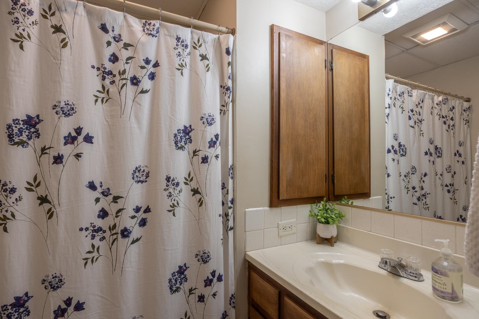 233 South Main Street Kimberly, WI 54136 - Photo 12 of 25