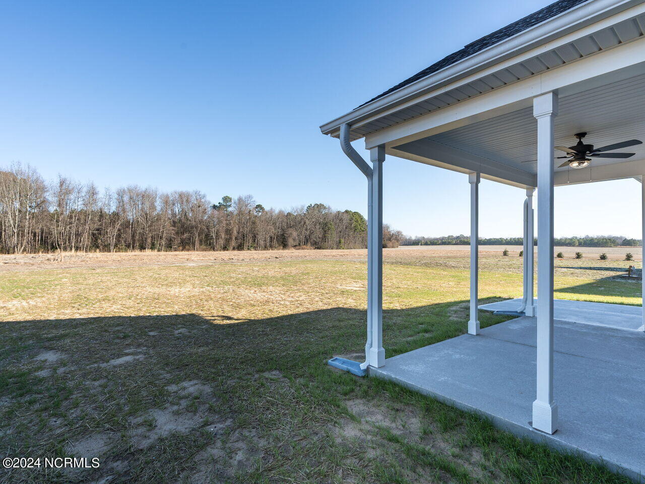 2002 Antioch Road Pikeville, NC 27863 - Photo 26 of 33 026-1280x960-covered-patio-and-backyard