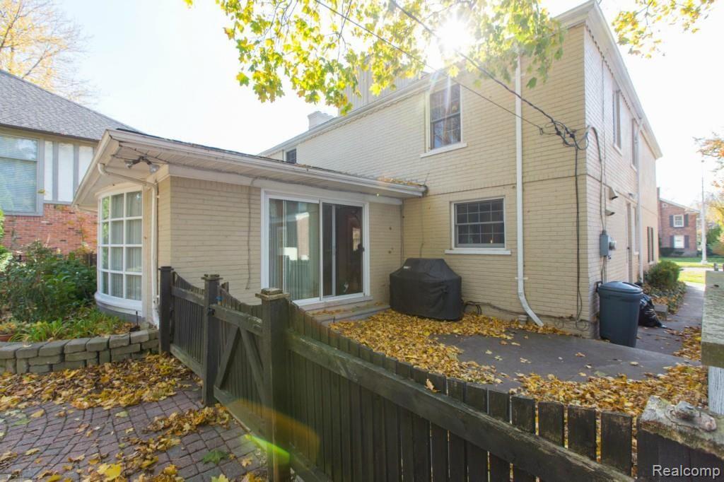 1450 Oxford Road Grosse Pointe, MI 48236 - Photo 24 of 24 ax Oxford_035.jpg