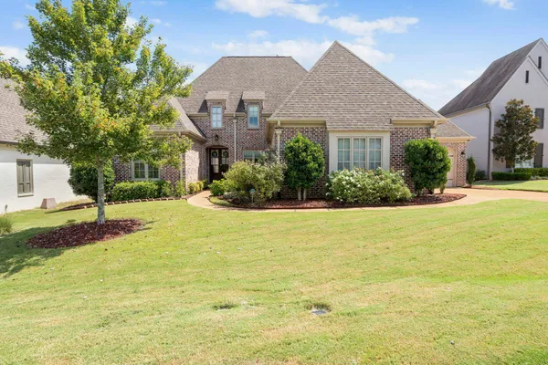 $675,000 | 707 Justana Drive, Collierville, TN 38017