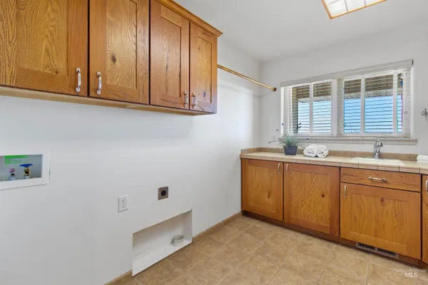 $849,900 | 2673 East 4269 North, Twin Falls, ID 83301