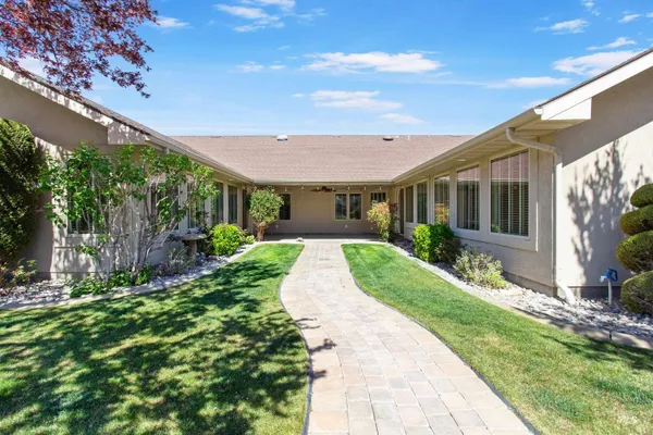 $849,900 | 2673 East 4269 North, Twin Falls, ID 83301