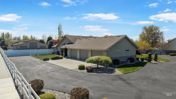 $849,900 | 2673 East 4269 North, Twin Falls, ID 83301