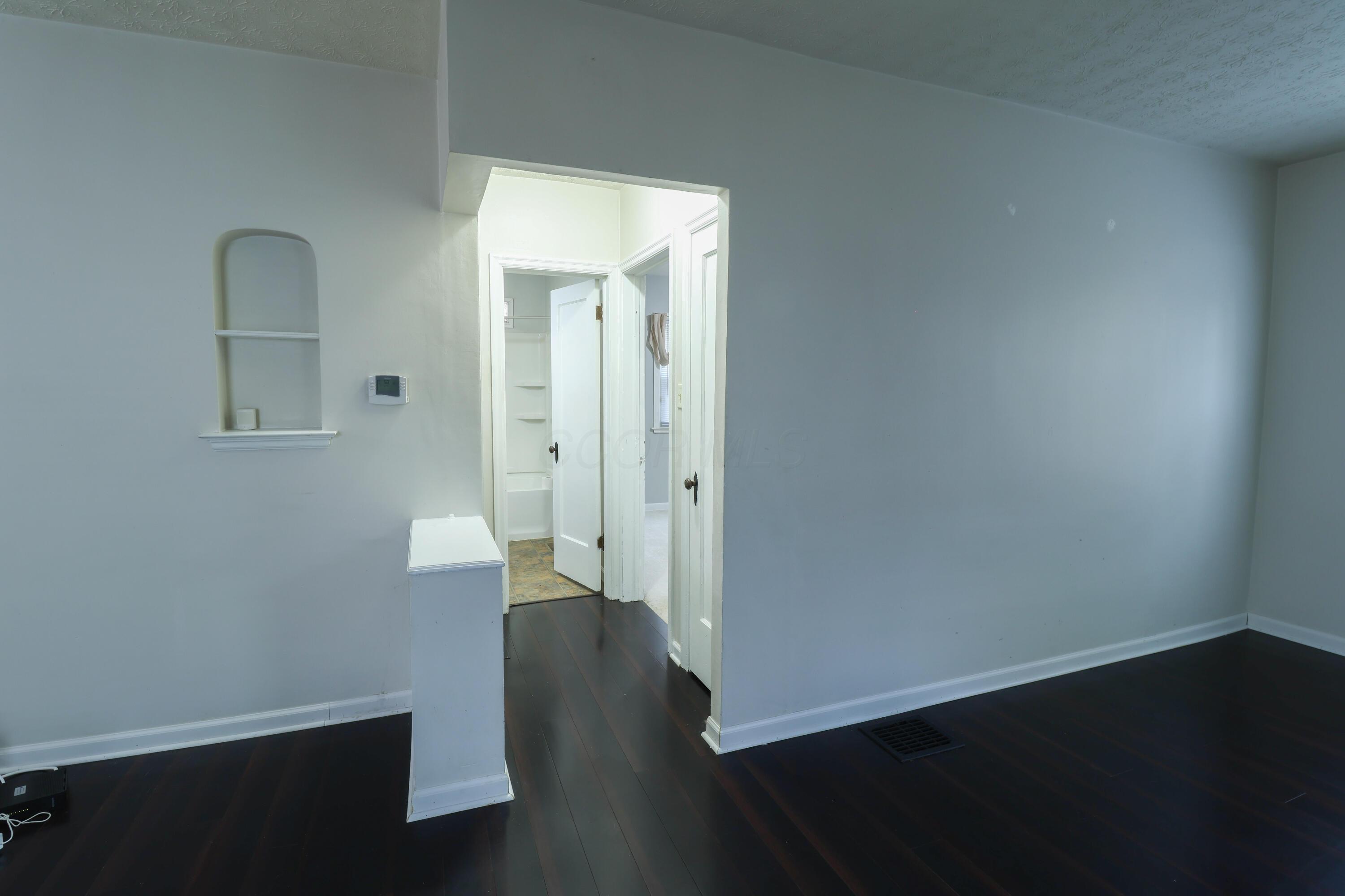 970 Piedmont Road Columbus, OH 43224 - Photo 9 of 17 853A9658-2