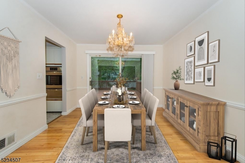 711 Bancroft Place Paramus, NJ 07652 - Photo 3 of 15