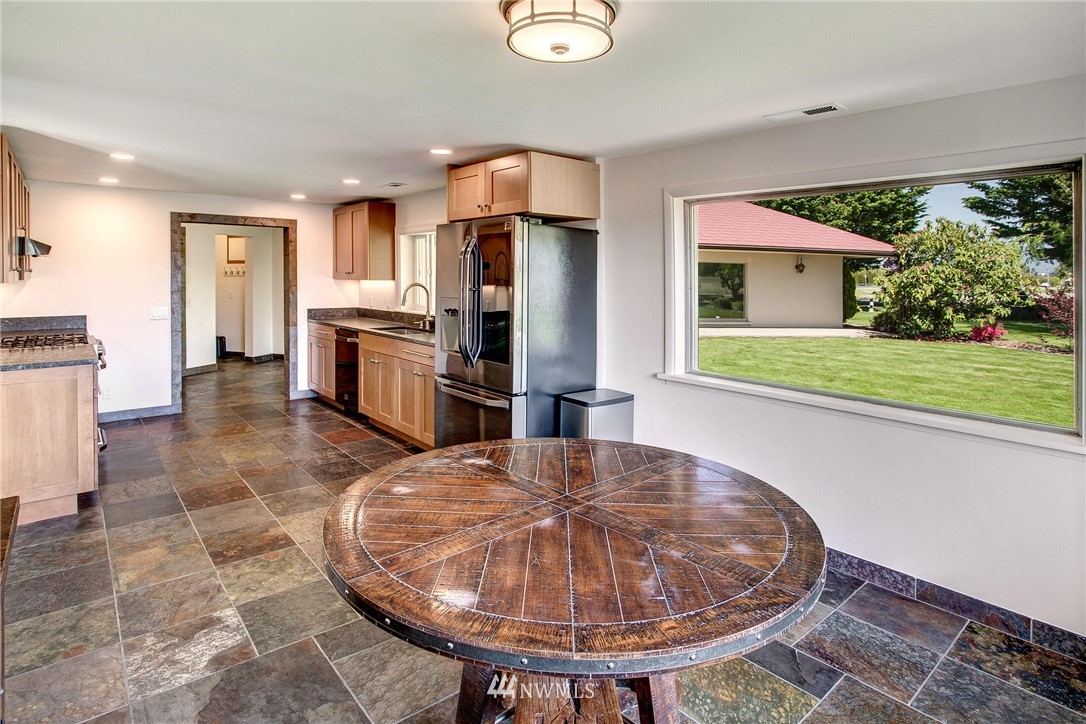 16722 McLean Road Mount Vernon, WA 98273 - Photo 8 of 29