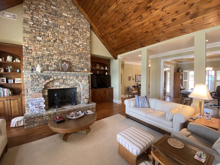 974 Lightwood Road Hartwell, GA 30643 - Photo 2 of 44 Gallery Image 2