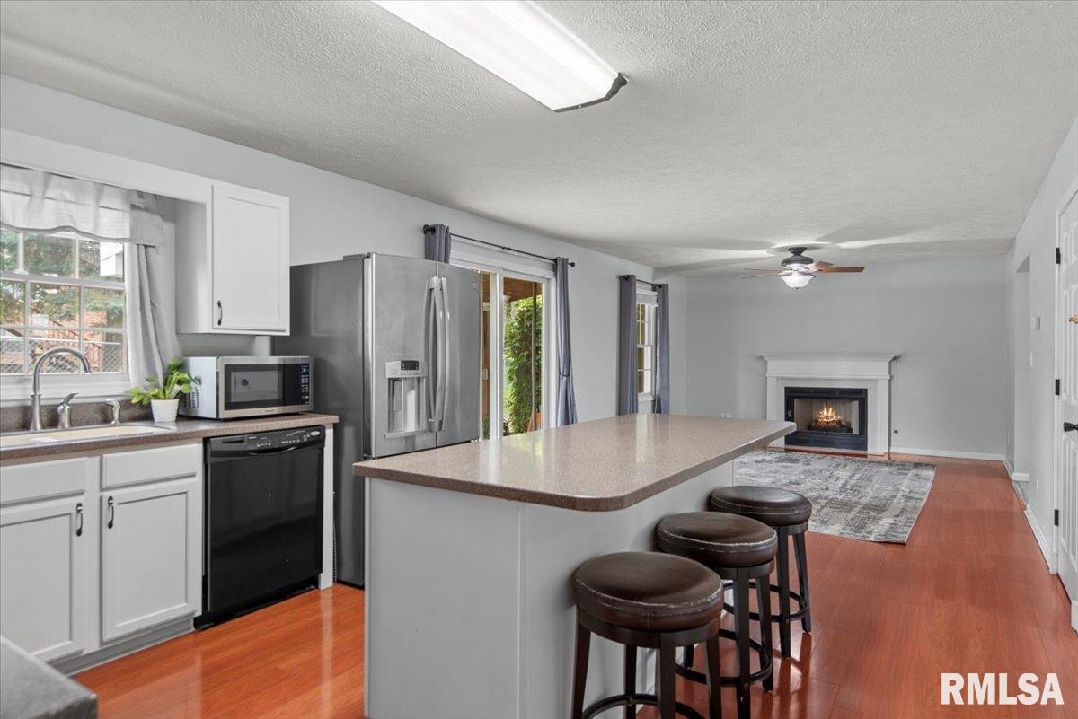 3700 Viking Boulevard Springfield, IL 62712 - Photo 16 of 47 Gallery Image 16
