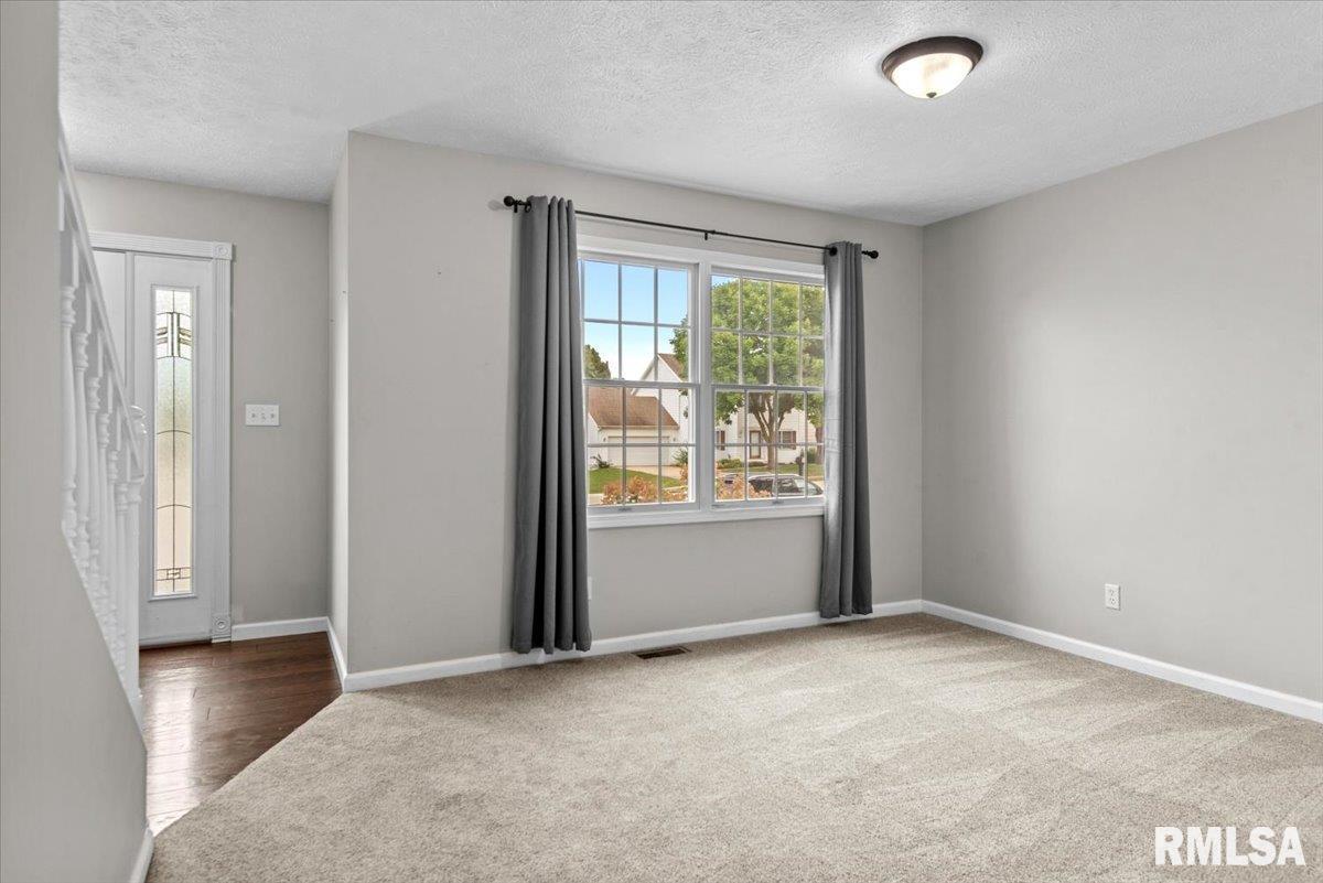 3700 Viking Boulevard Springfield, IL 62712 - Photo 19 of 47 Gallery Image 19