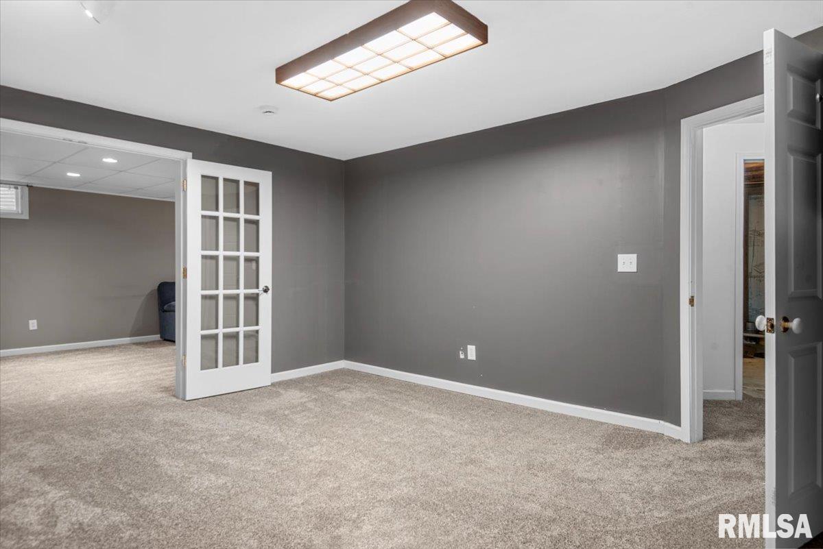 3700 Viking Boulevard Springfield, IL 62712 - Photo 35 of 47 Gallery Image 35