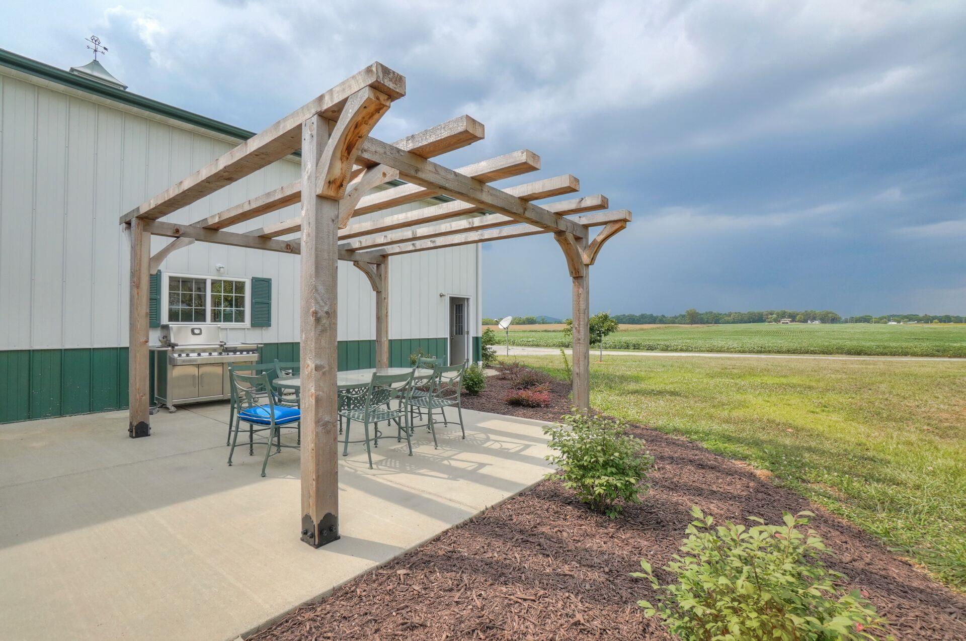 159 County Line Road Bell Buckle, TN 37020 - Photo 13 of 28 a view of a swimming pool with a patio