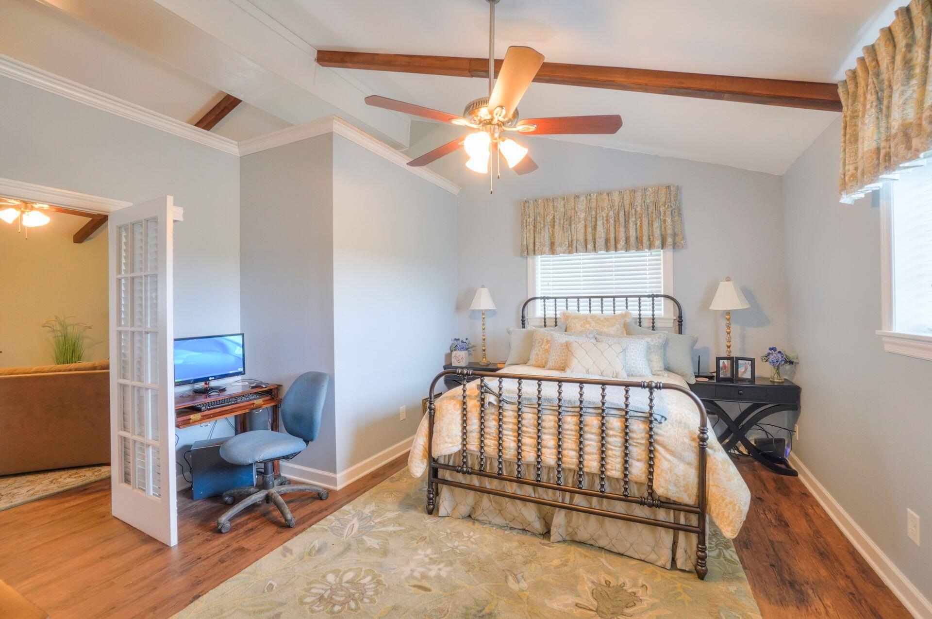 159 County Line Road Bell Buckle, TN 37020 - Photo 8 of 28 a bedroom with furniture and a window