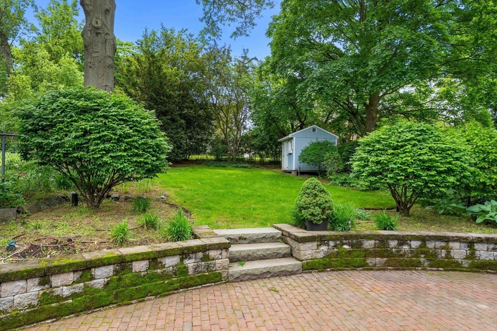 54 Bennett Street Boston, MA 02135 - Photo 30 of 42