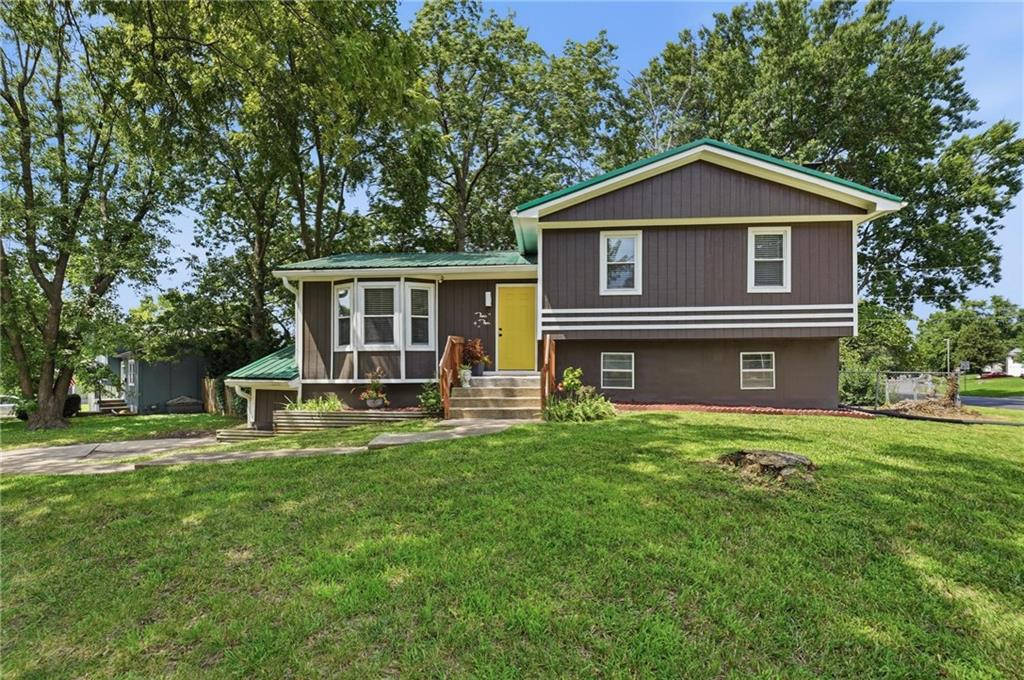 1010 East Langsford Road Lee's Summit, MO 64086 - Photo 33 of 41 Gallery Image 33