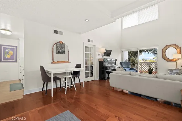 $395,000 | 3565 Linden Avenue, Unit 323, Long Beach, CA 90807