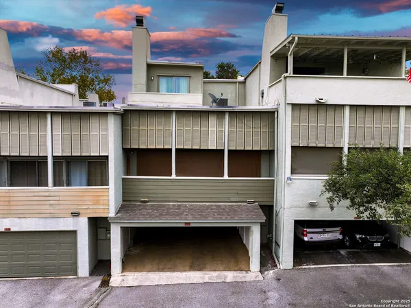 $319,500 | 3103 Eisenhauer Road, Unit K15, San Antonio, TX 78209