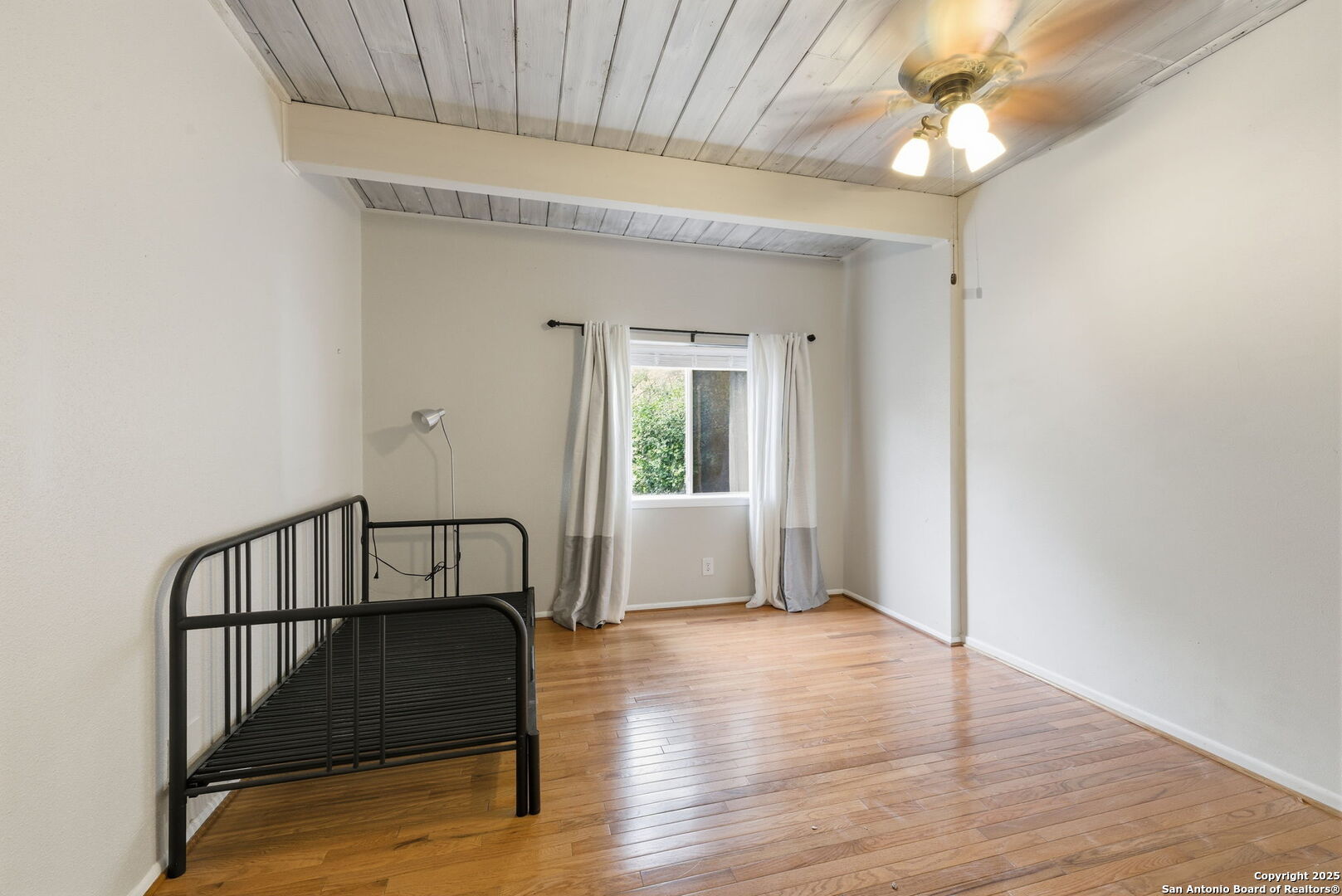 3103 Eisenhauer Road, Unit K15 San Antonio, TX 78209 - Photo 23 of 40