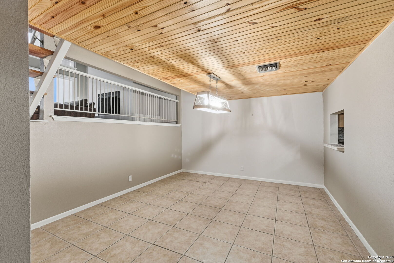 3103 Eisenhauer Road, Unit K15 San Antonio, TX 78209 - Photo 5 of 40